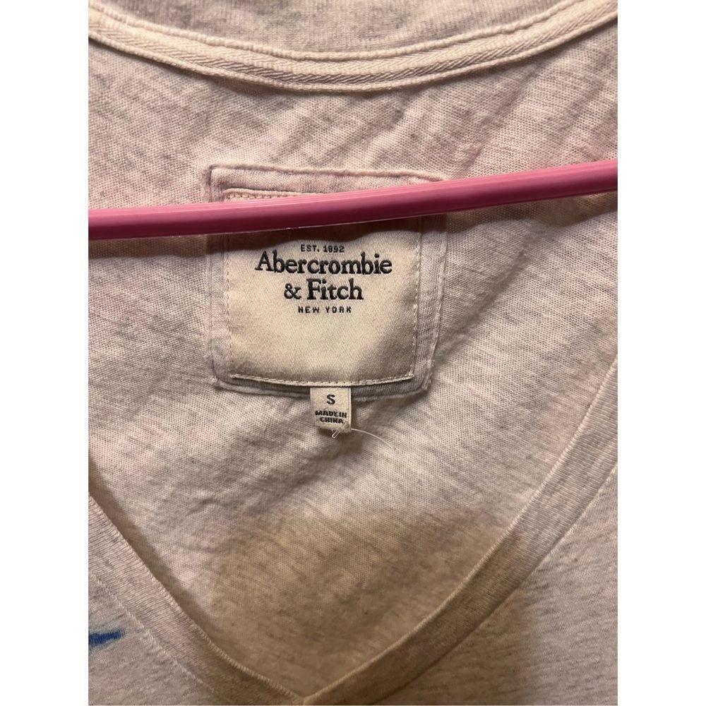 Cute shirt - Picture 3 of 4